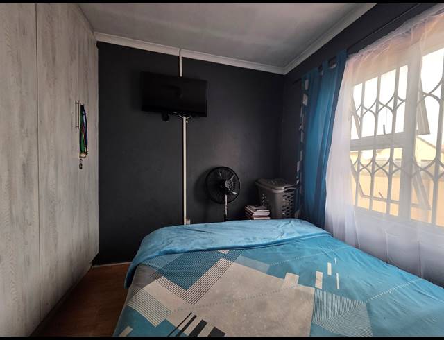 3 BEDROOM HOUSE FOR SALE IN DEVON PARK VILLAGE